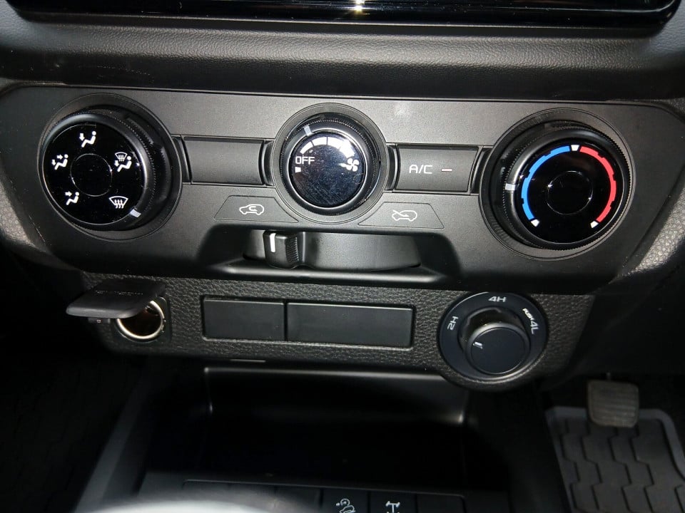 Photo 14 of 19