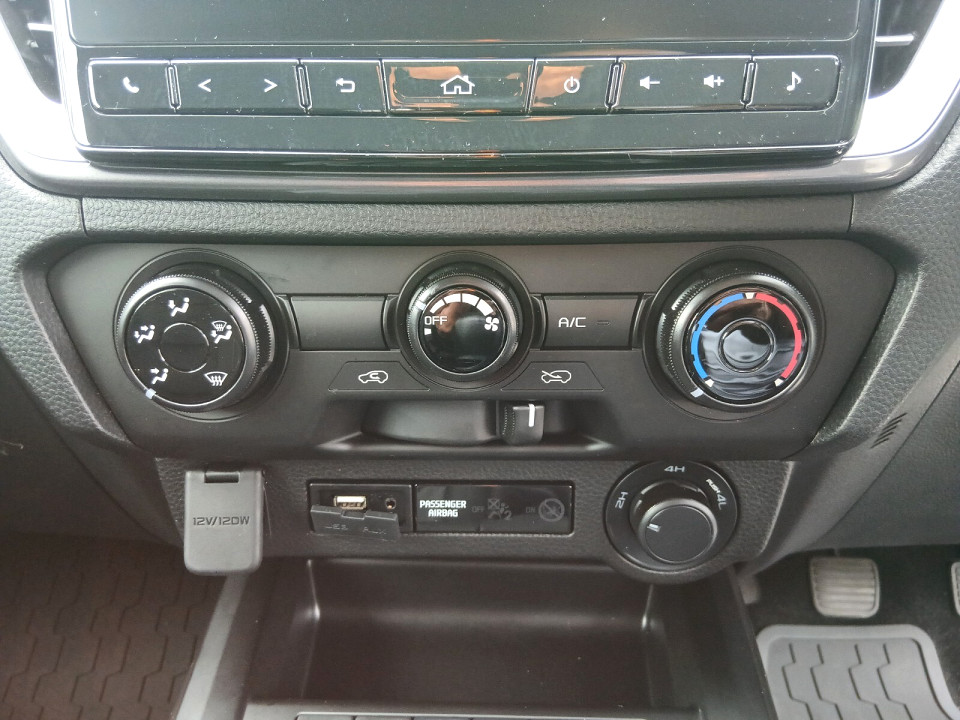 Photo 14 of 20