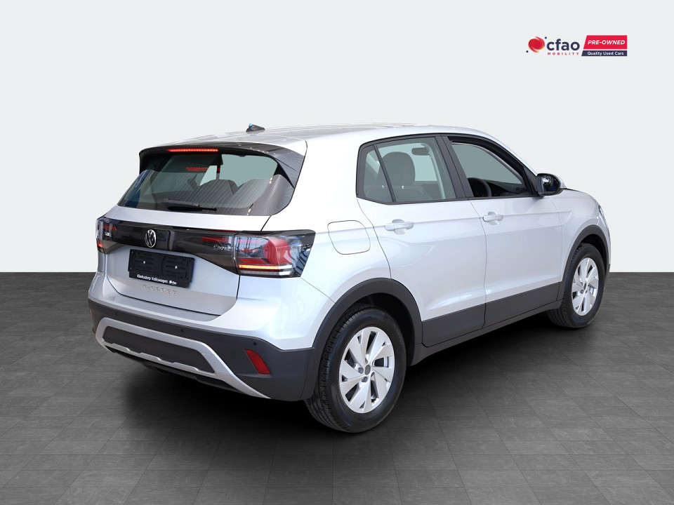 Photo 2 of 19