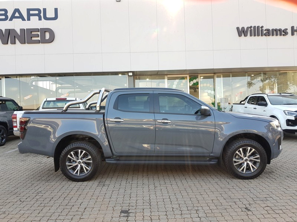 Photo 3 of 17