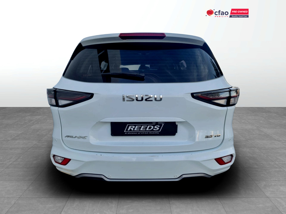Photo 5 of 19