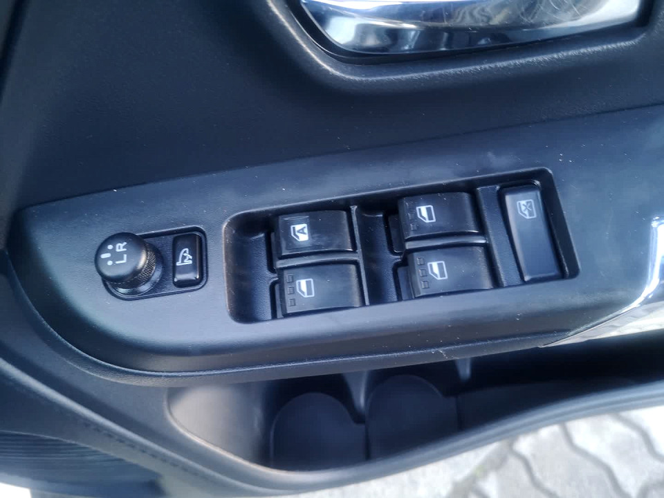 Photo 15 of 16