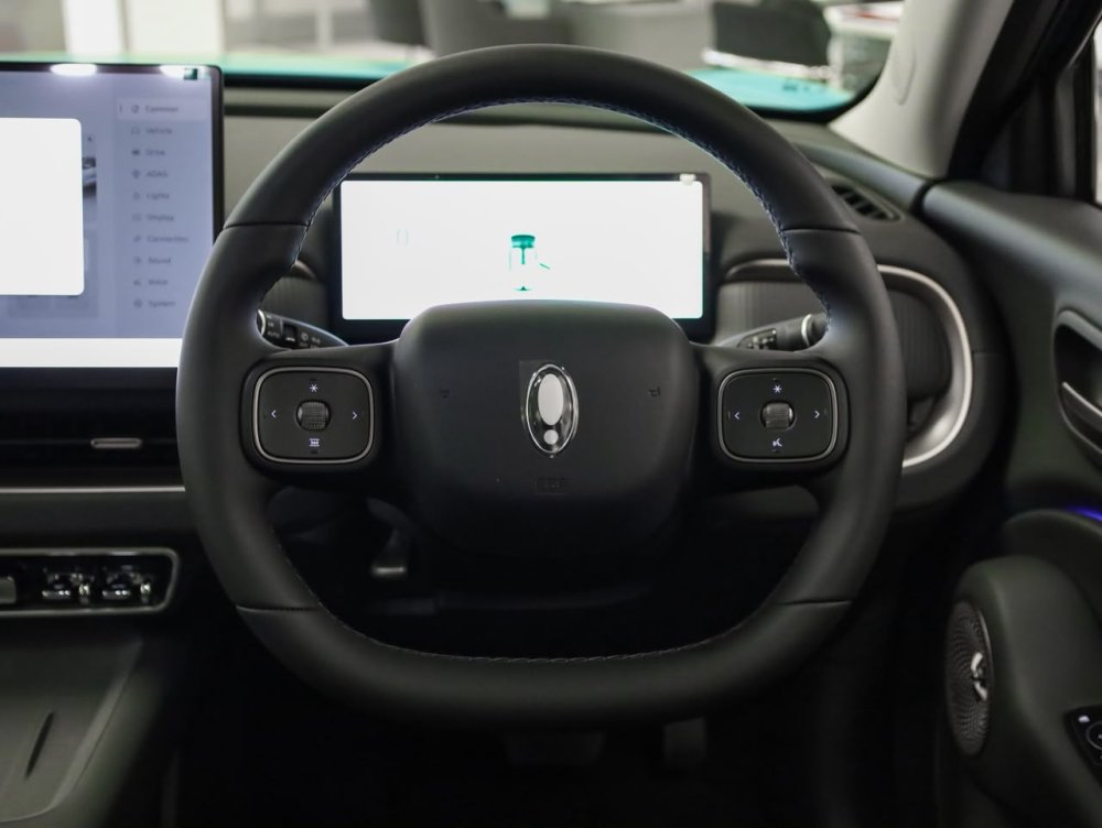 Photo 13 of 25