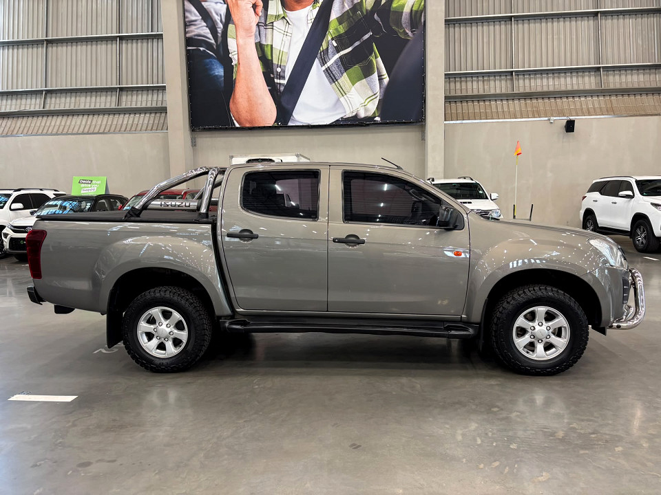Photo 2 of 14