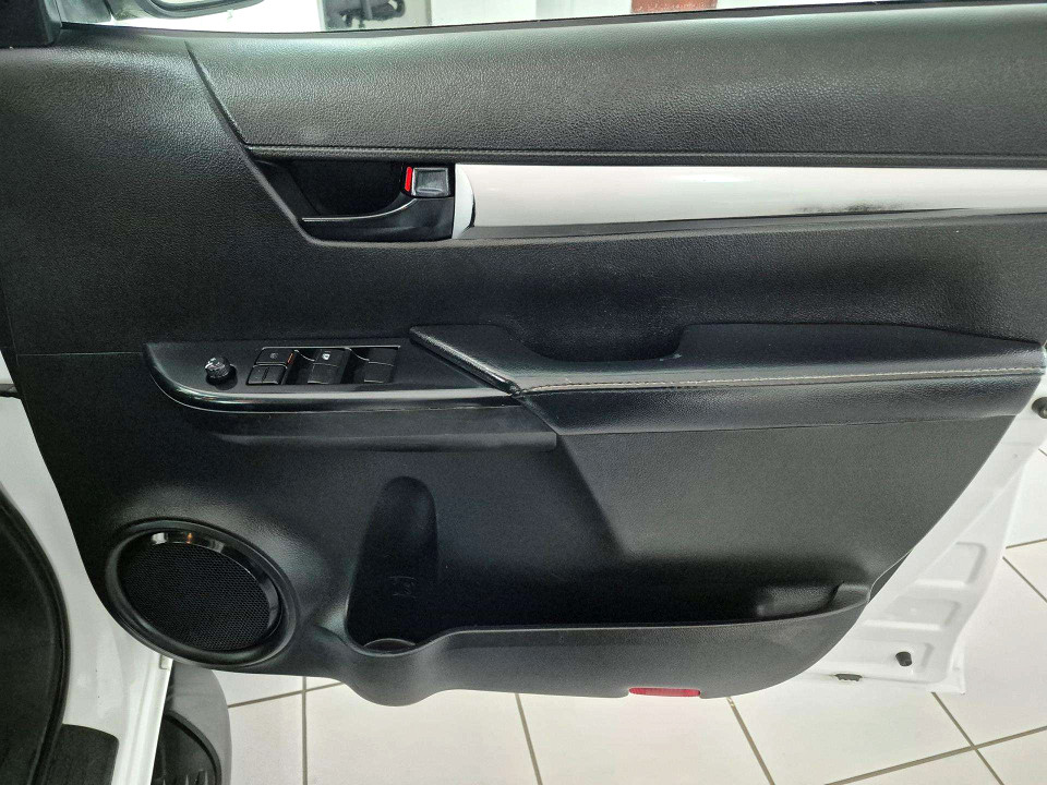 Photo 10 of 20