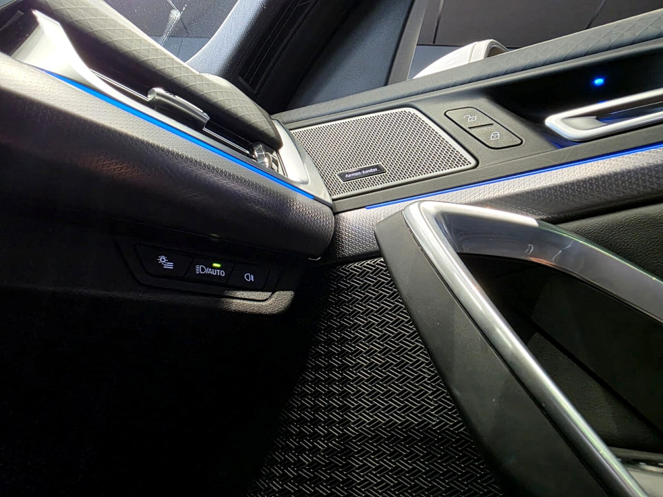 Photo 19 of 20