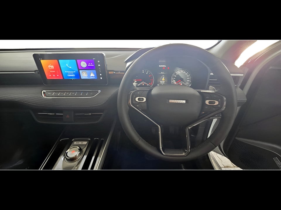 Photo 14 of 27