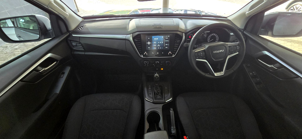 Photo 6 of 27