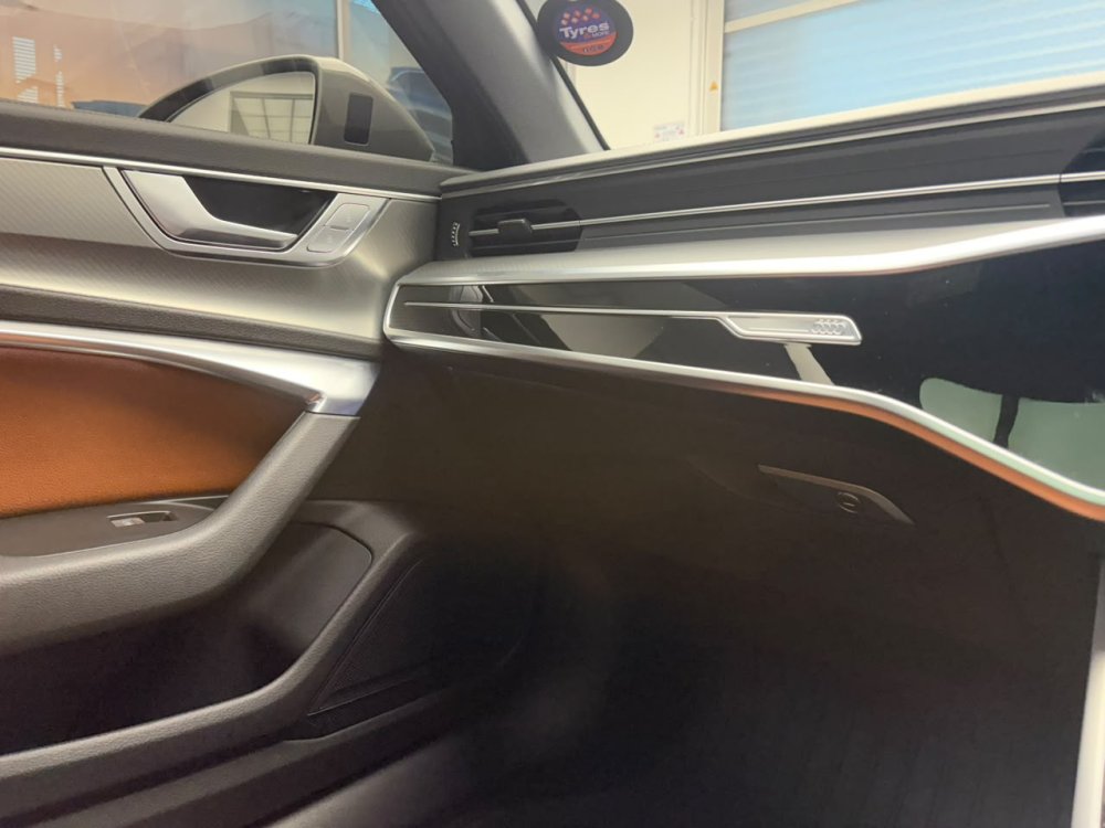 Photo 14 of 23