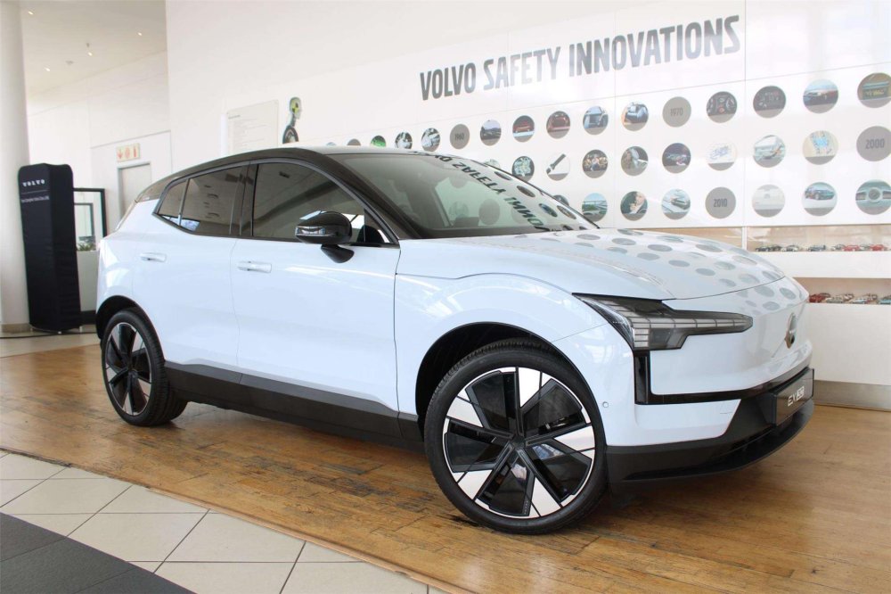 Photo 1 of 20