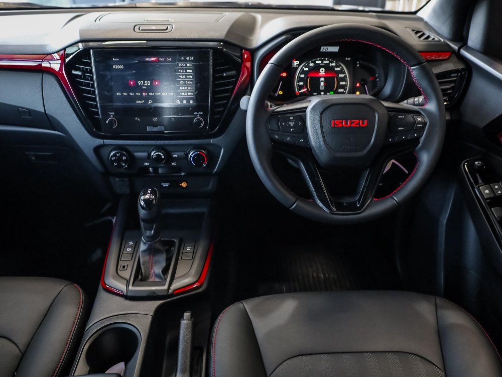 Photo 11 of 24