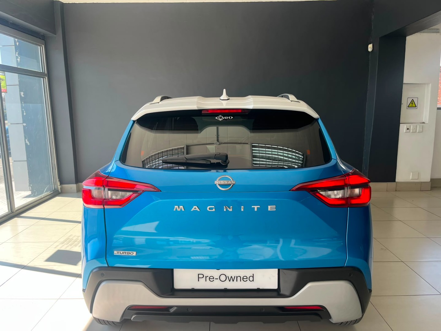 Photo 5 of 18