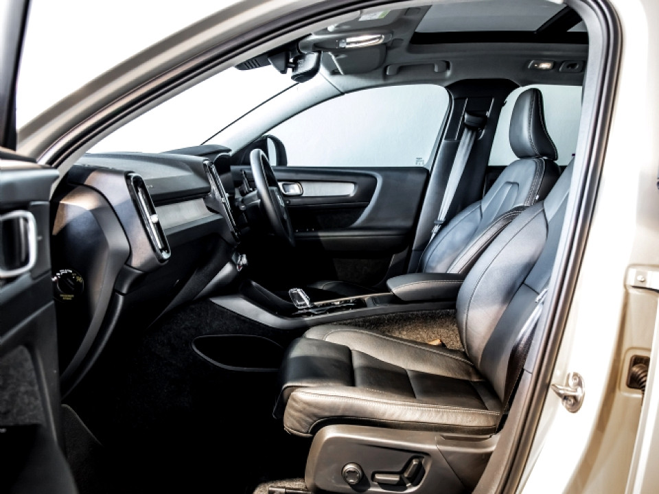 Photo 10 of 23