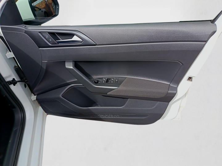 Photo 13 of 20
