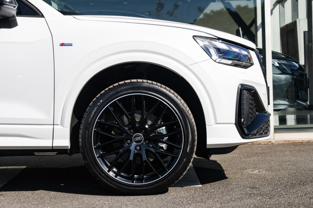 Photo 2 of 21