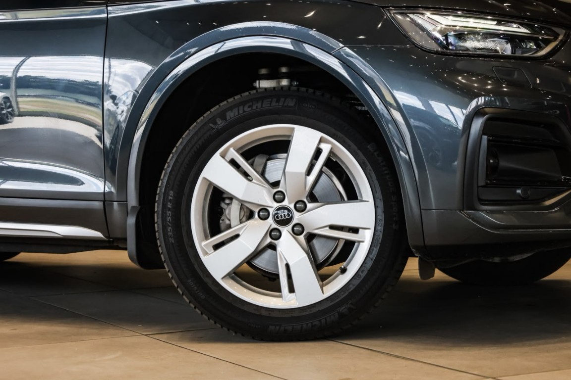 Photo 2 of 23