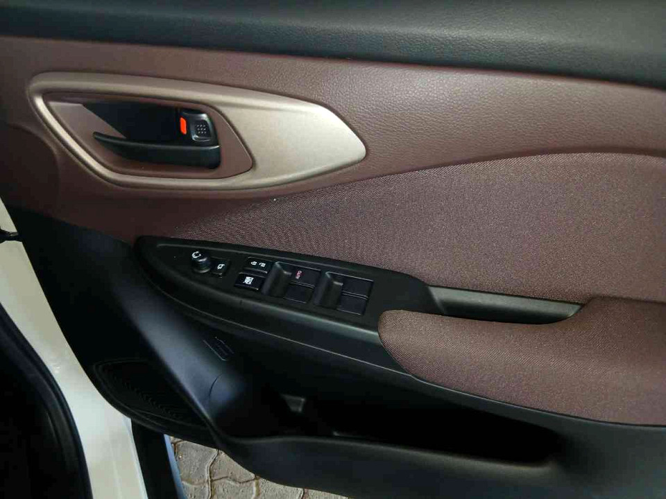 Photo 18 of 20