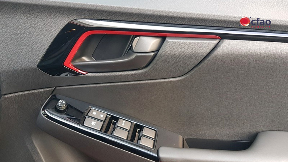 Photo 8 of 17