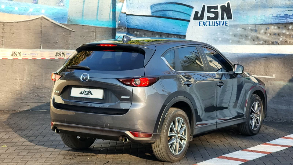 Photo 4 of 14
