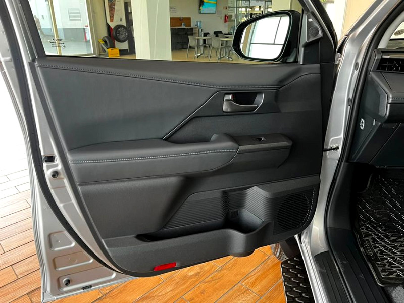 Photo 21 of 29