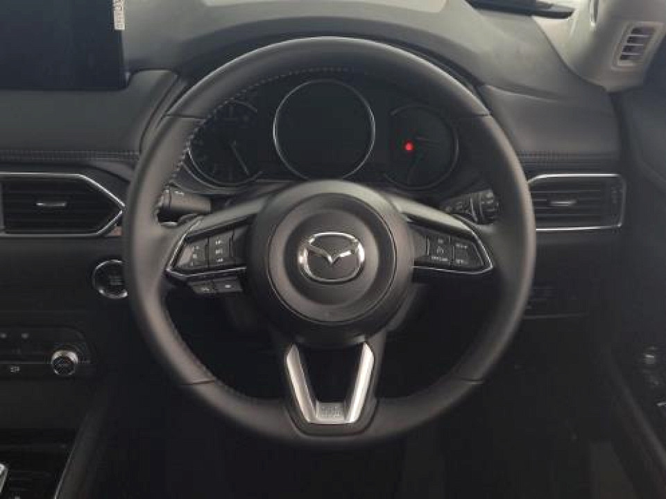 Photo 16 of 23