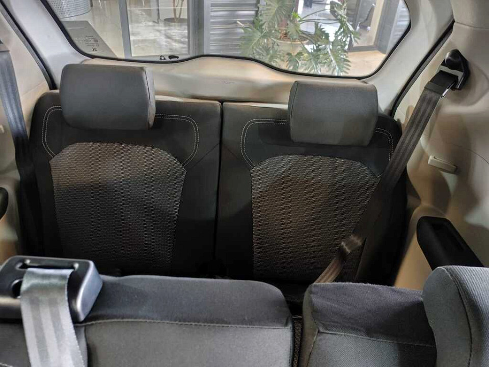 Photo 6 of 18