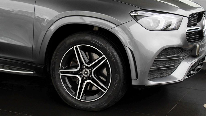 Photo 6 of 23