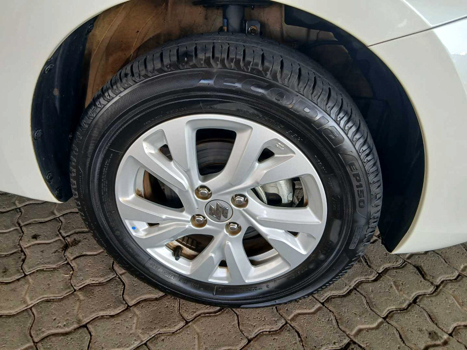 Photo 8 of 18