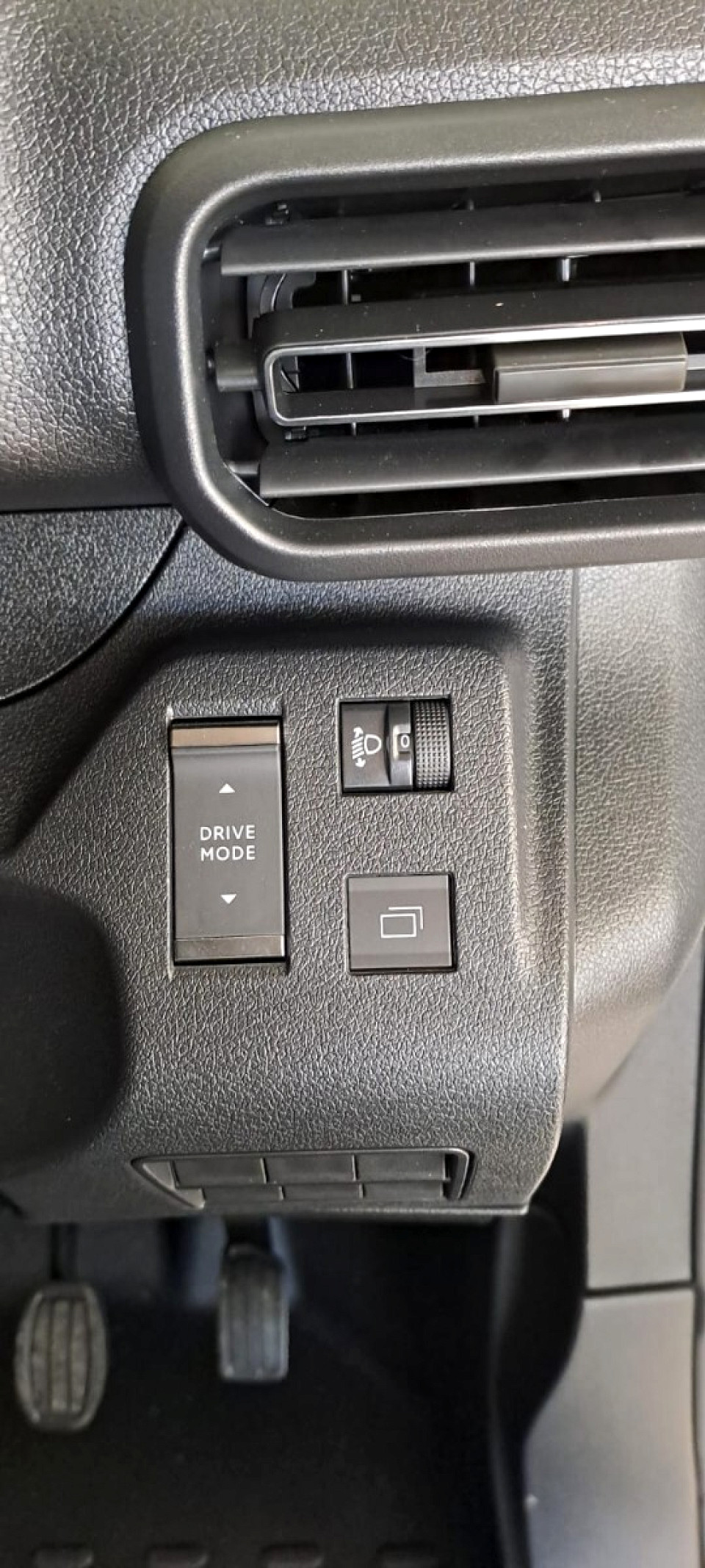 Photo 16 of 19