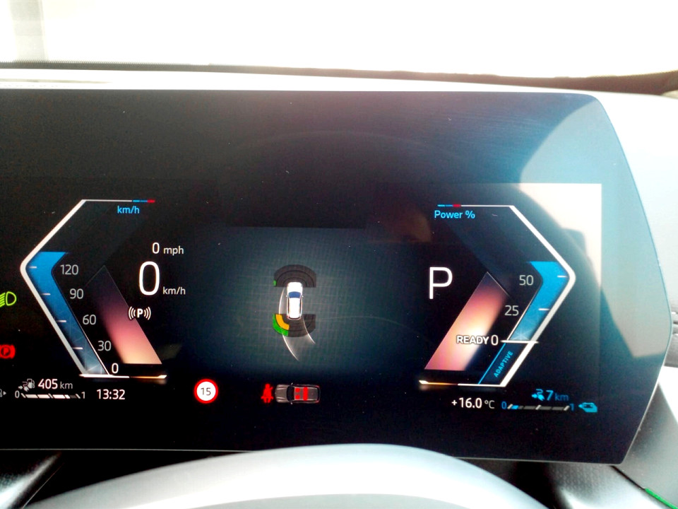 Photo 12 of 16