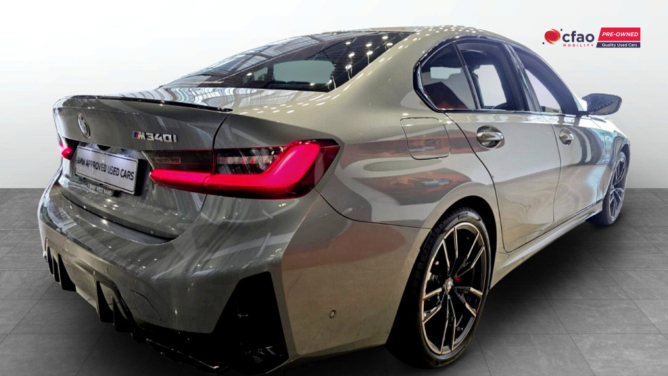 Photo 9 of 20