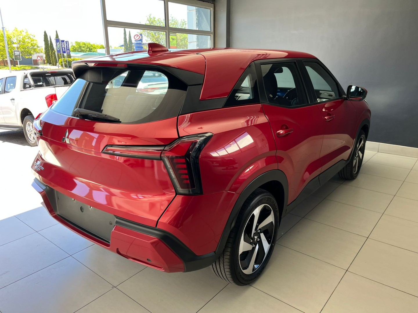 Photo 11 of 28