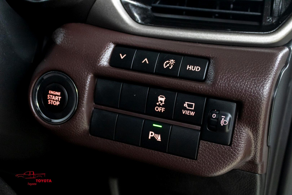 Photo 23 of 25