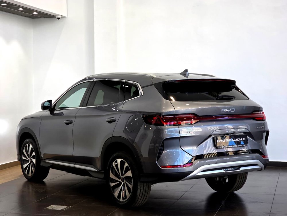 Photo 13 of 34