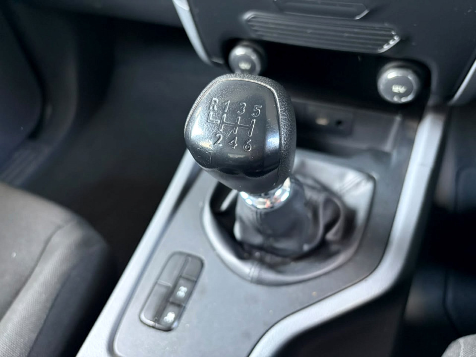 Photo 13 of 16