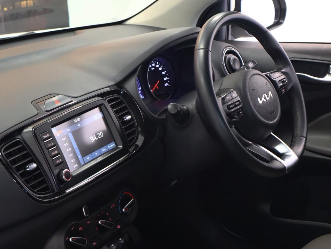 Photo 20 of 28