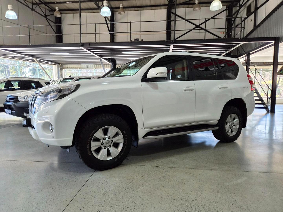 Photo 8 of 27