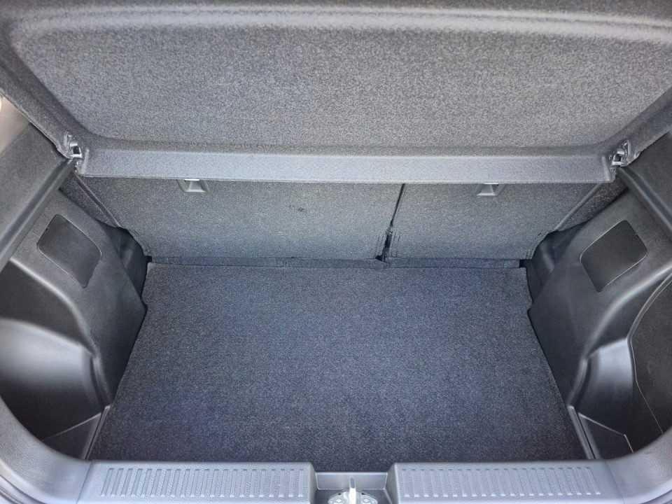 Photo 19 of 25
