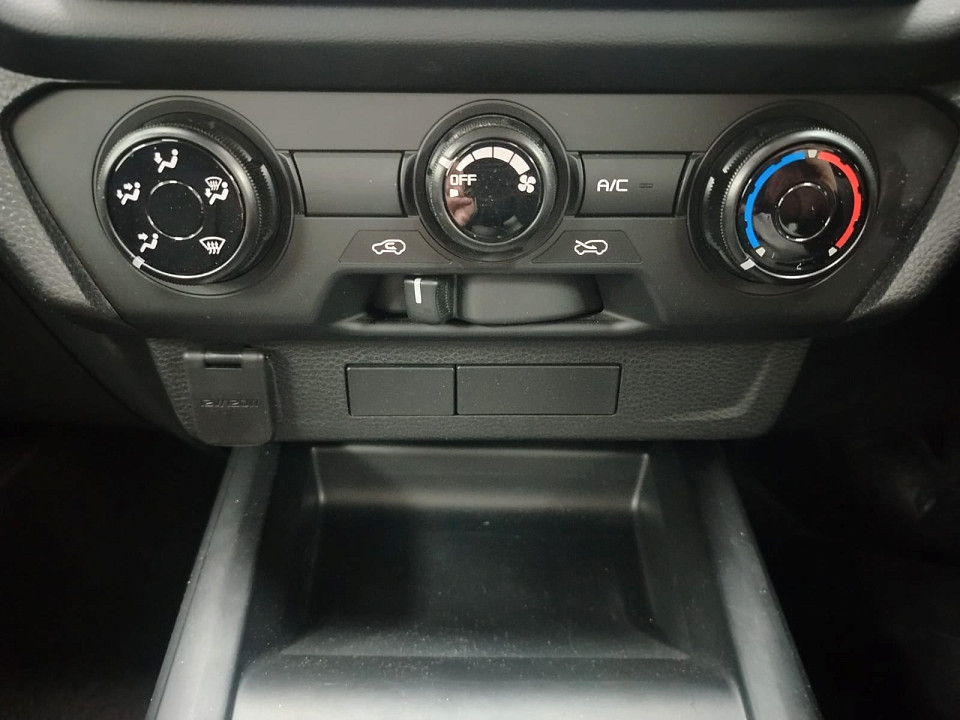 Photo 16 of 25