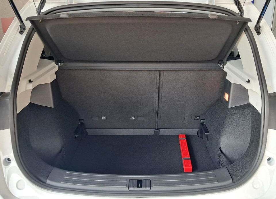 Photo 6 of 8