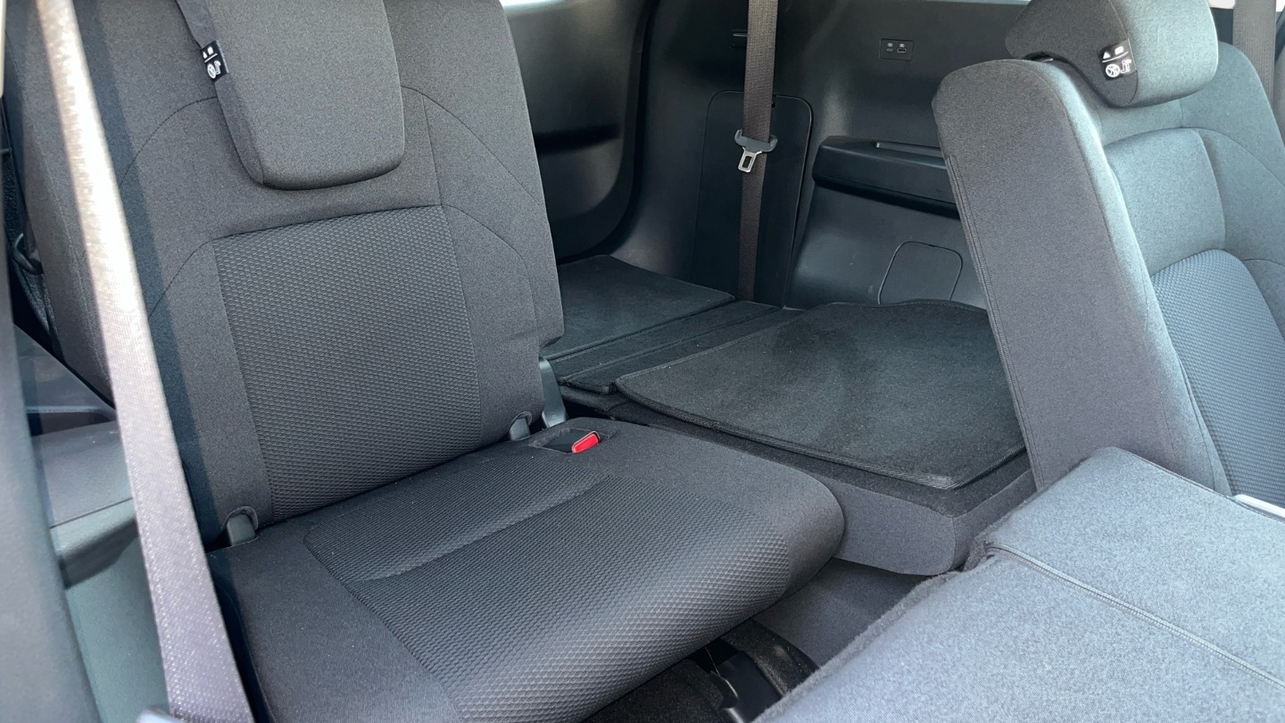 Photo 10 of 16