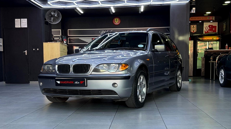 BMW 318i TOURING (E46)