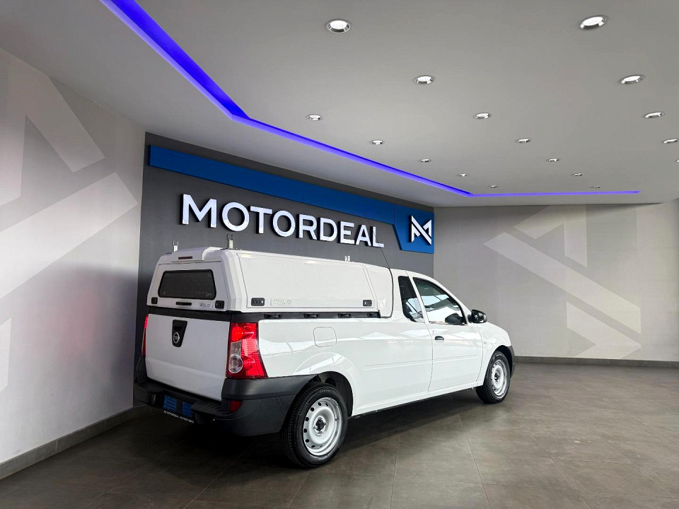 Photo 14 of 23