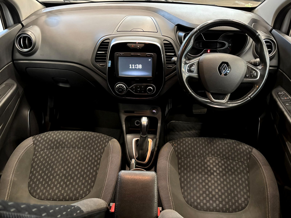 Photo 10 of 16