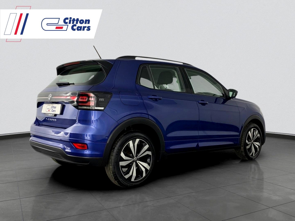 Photo 6 of 20