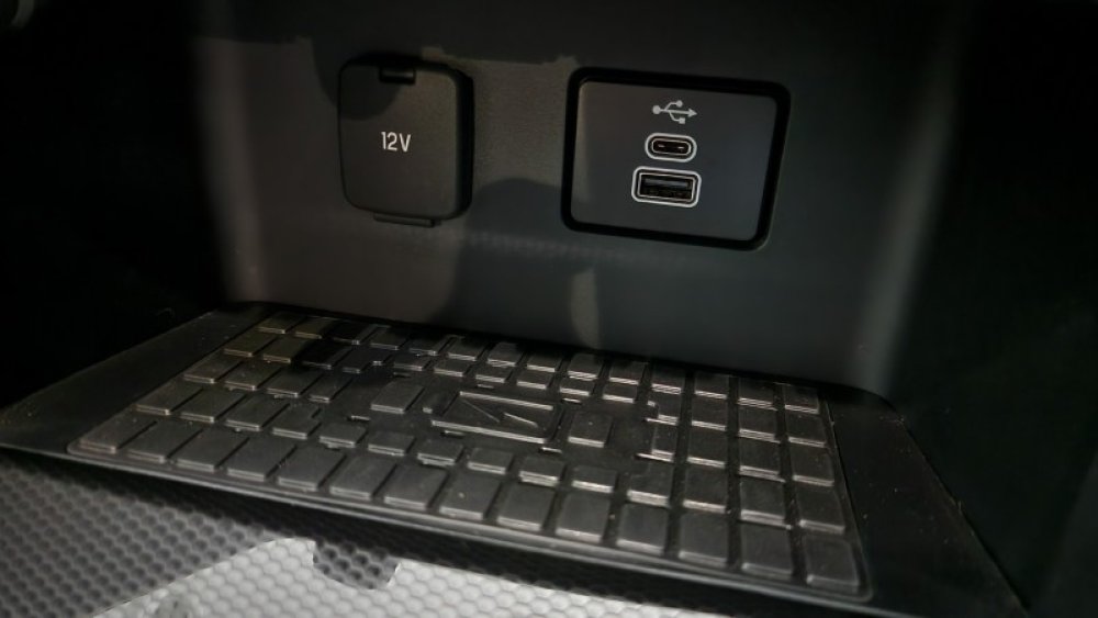 Photo 23 of 36