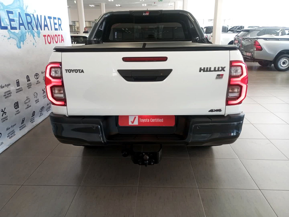 Photo 26 of 28