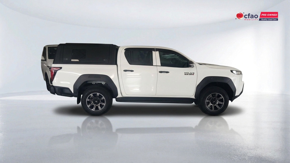Photo 3 of 14