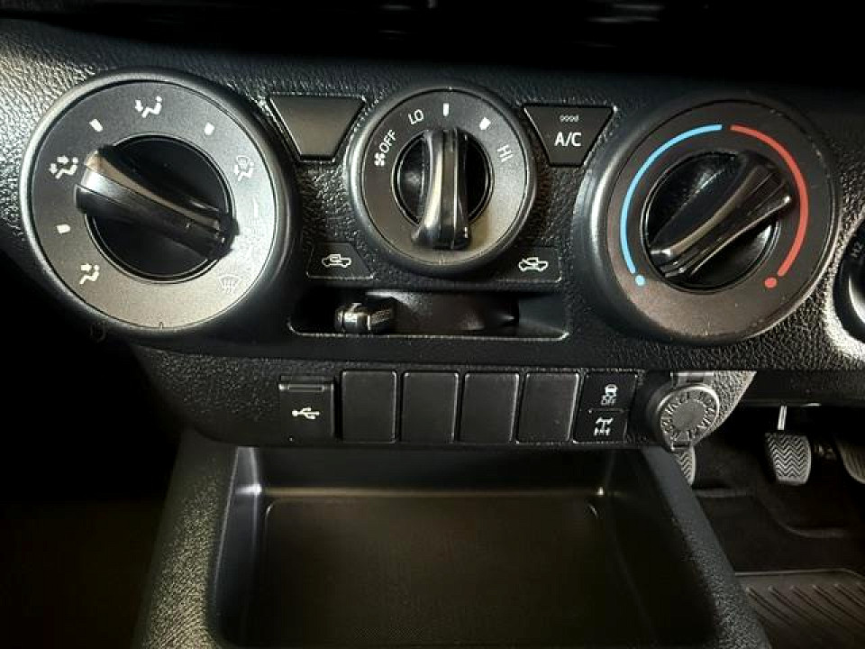 Photo 19 of 21