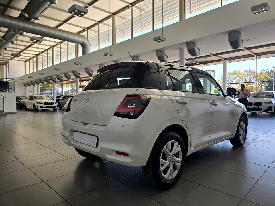 Photo 7 of 20